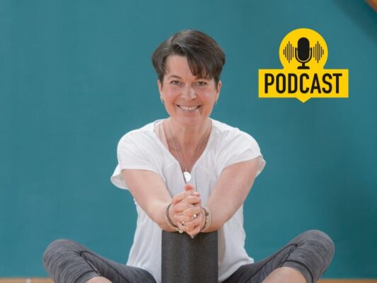 Yogatherapie im Podcast mit Beate Meyer und Julia Backhaus(3)